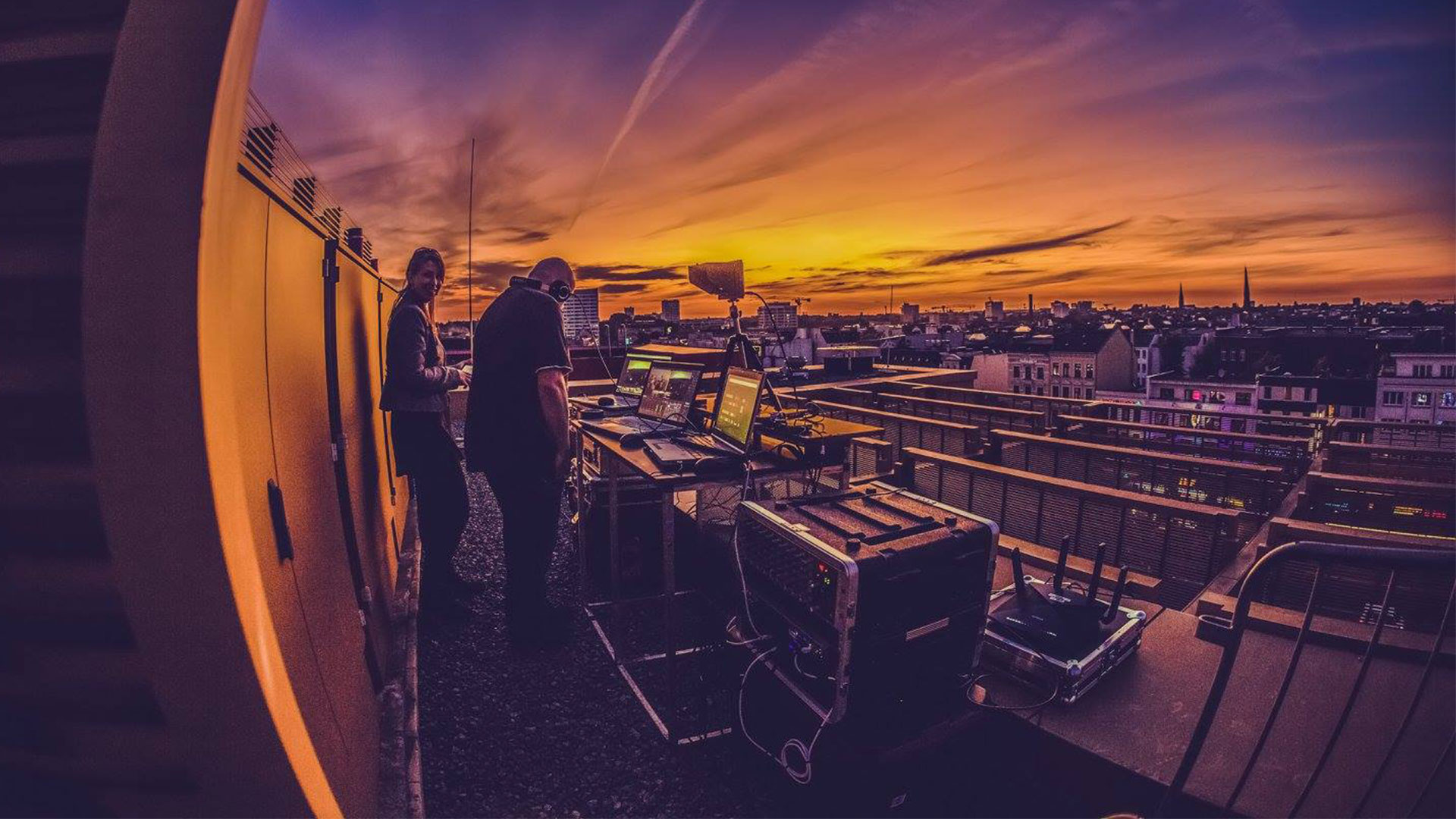 header__technic_rooftop1920x1080